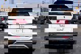 Used 2022 Volkswagen Taos SE w/ Panoramic Sunroof Package image 4