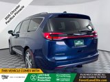 New 2025 Chrysler Pacifica Pinnacle image 6