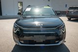 Used 2023 Kia Niro SX Touring image 2