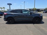 Used 2022 Ford Edge SE w/ Black Appearance Package image 4