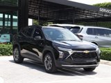 Used 2025 Chevrolet Trax LT image 2