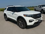 Used 2022 Ford Explorer XLT w/ Equipment Group 202A image 2