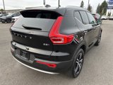 Certified 2025 Volvo XC40 B5 Core image 2