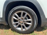 Used 2022 GMC Terrain SLT image 2