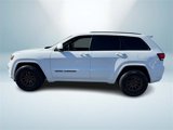 Used 2019 Jeep Grand Cherokee Altitude image 3