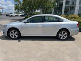 Used 2015 Volkswagen Passat 1.8T SE image 2