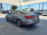 Used 2024 Nissan Altima 2.5 SV image 5