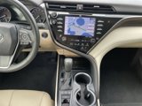 Used 2018 Toyota Camry XLE image 5
