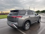 Used 2023 Nissan Pathfinder SL w/ Lighting Package (N92) image 6