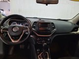 Used 2016 Jeep Cherokee Latitude image 4