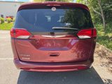 Used 2020 Chrysler Voyager L image 4