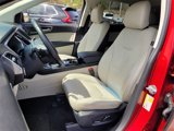 Used 2015 Ford Edge Titanium w/ Technology Package image 4