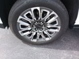 Used 2024 GMC Yukon XL Denali Ultimate image 4