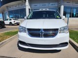 Used 2016 Dodge Grand Caravan SXT image 2