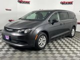 Used 2023 Chrysler Voyager LX image 5
