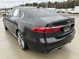 Certified 2024 Jaguar XF R-Dynamic SE image 5
