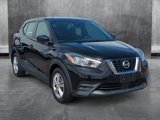 Used 2020 Nissan Kicks S image 3