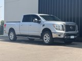 Used 2016 Nissan Titan XD image 4