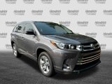 Used 2017 Toyota Highlander Limited image 2