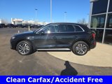 Used 2024 Audi Q5 2.0T Premium w/ Convenience Package image 2
