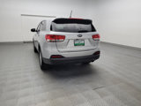 Used 2018 Kia Sorento L image 6