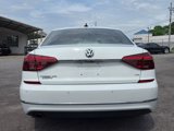 Used 2017 Volkswagen Passat 1.8T SEL Premium image 5