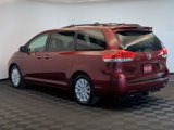 Used 2012 Toyota Sienna XLE image 4