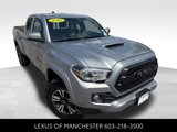 Used 2016 Toyota Tacoma TRD Sport image 3