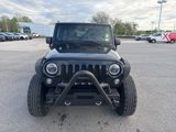 Used 2014 Jeep Wrangler Unlimited Rubicon image 2