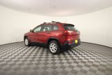 Used 2016 Jeep Cherokee Sport image 3