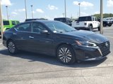 Used 2024 Nissan Altima 2.5 SV image 2