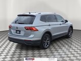 Used 2022 Volkswagen Tiguan SE image 4