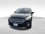 Used 2017 Ford Escape SE image 2
