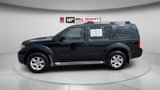 Used 2008 Nissan Pathfinder SE image 2