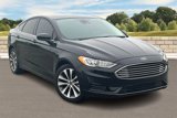Used 2020 Ford Fusion SE image 2