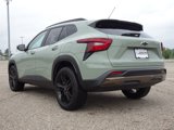 Used 2024 Chevrolet Trax ACTIV w/ Sunroof Package image 3