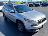 Used 2017 Jeep Cherokee Latitude w/ Comfort/Convenience Group image 5