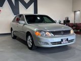 Used 2001 Toyota Avalon XLS image 3