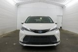 Used 2021 Toyota Sienna XLE image 3