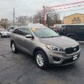 Used 2017 Kia Sorento LX image 3