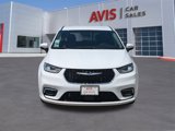 Used 2023 Chrysler Pacifica Touring-L image 2