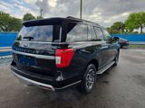 Used 2023 Ford Expedition XLT image 2