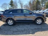 New 2025 Kia Sorento LX image 4