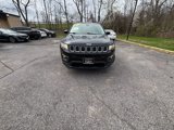 Used 2019 Jeep Compass Latitude image 2