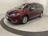 Used 2018 Chrysler Pacifica Limited image 2