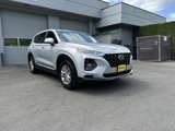 Used 2019 Hyundai Santa Fe SE image 4