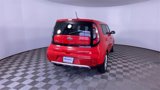 Used 2017 Kia Soul + image 4