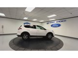 Used 2018 Toyota RAV4 LE image 2