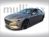 Used 2022 Hyundai Elantra SEL image 2