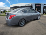 Used 2016 Nissan Versa SV image 3